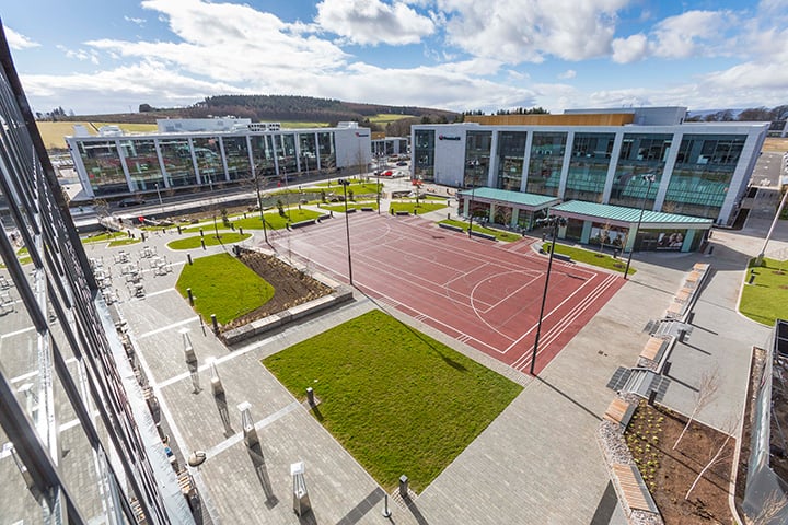 Basketball pitch