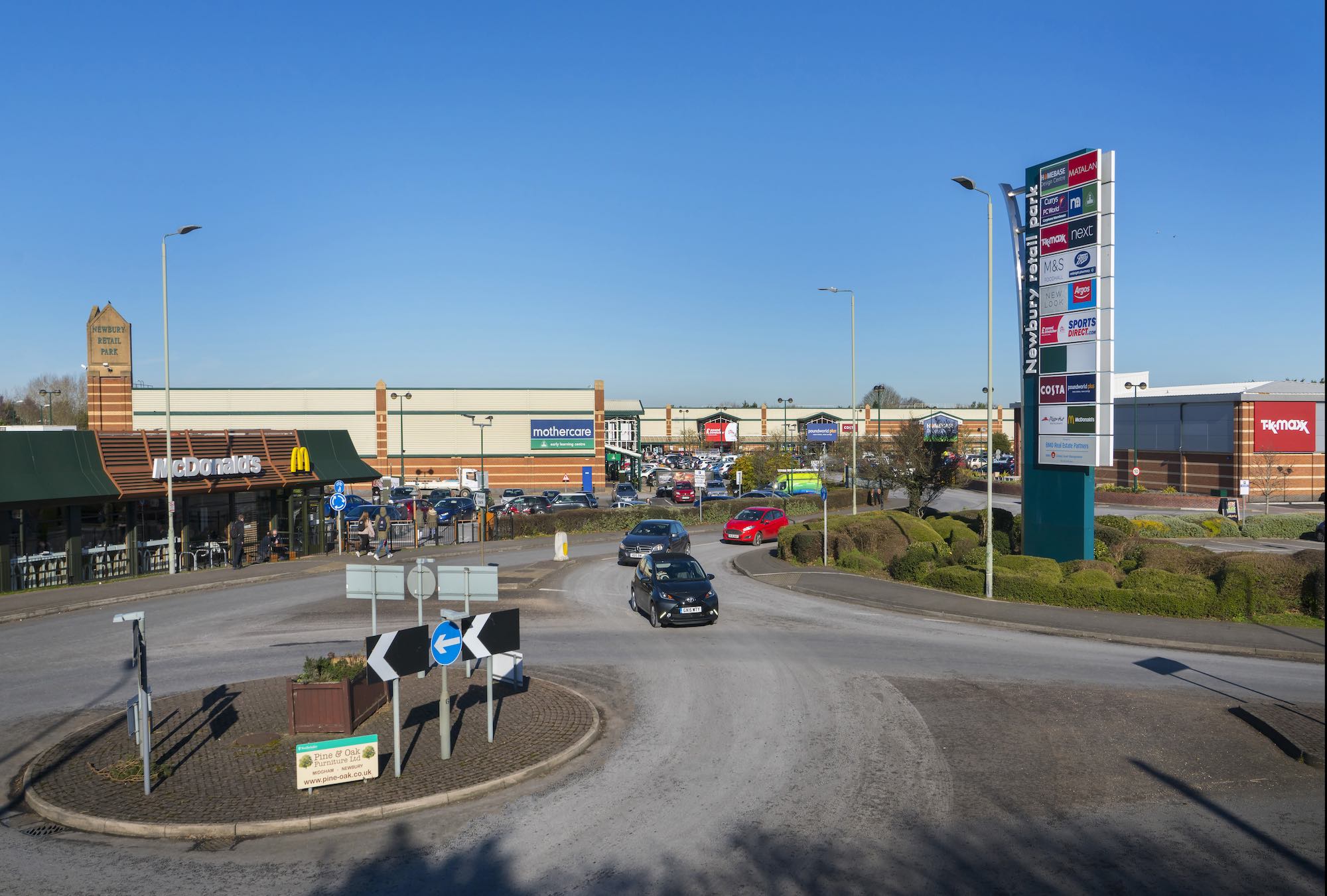Newbury Retail Park Balanced Commercial Property Trust